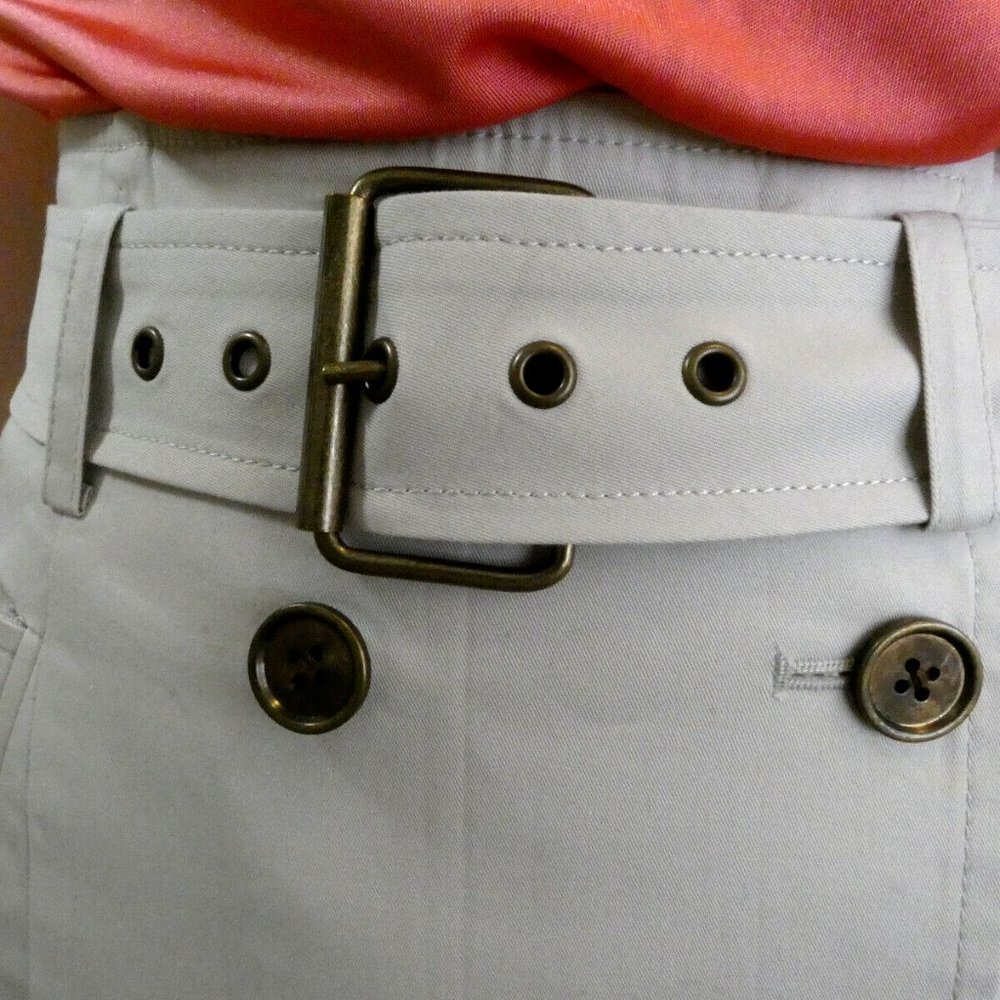 Tan Wrap Skirt, bebe, Fitted, Work School Casual, Buttons Pockets Womens size 4 - Picture 8 of 13